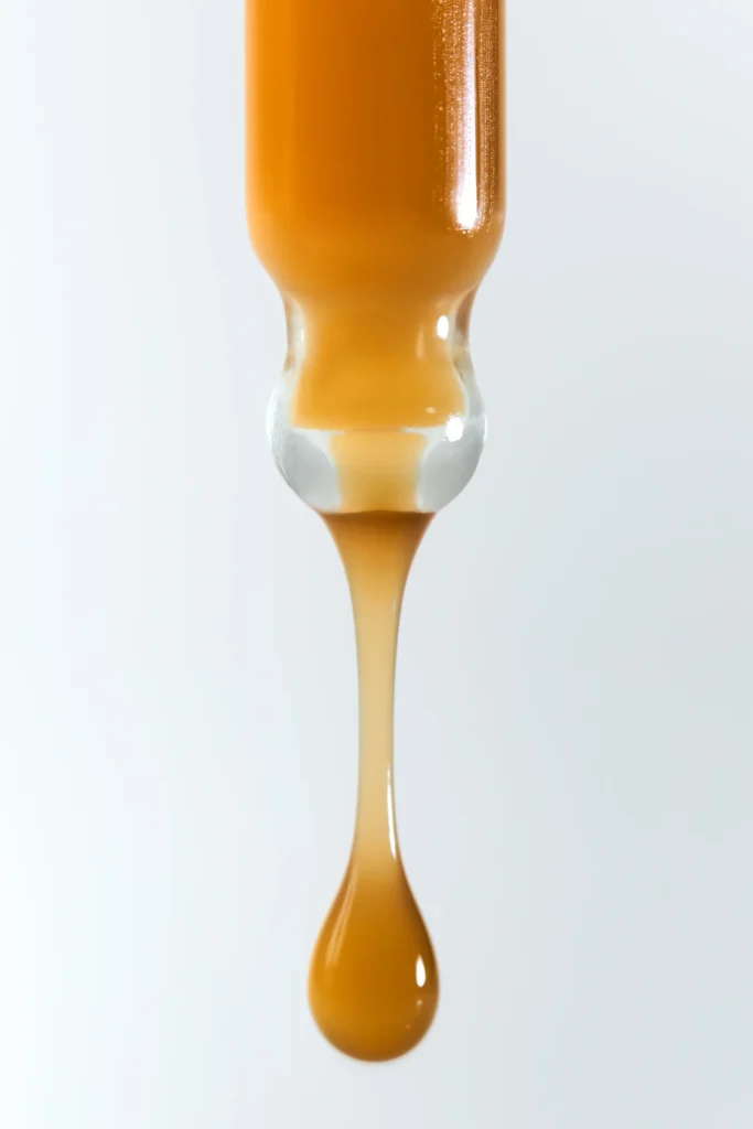 Dirección de Arte para Sunset Hour: diseño de set con iluminación cálida y estética minimalista.